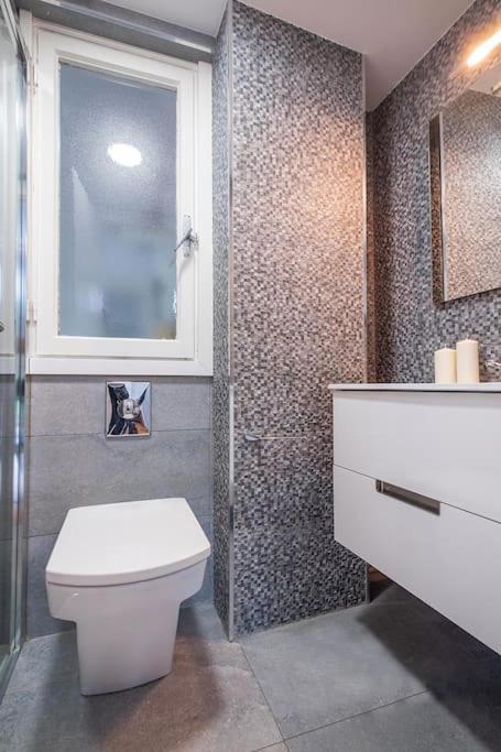 Apartamento A 5Min De La Playa De Ondarreta San Sebastián Exteriör bild